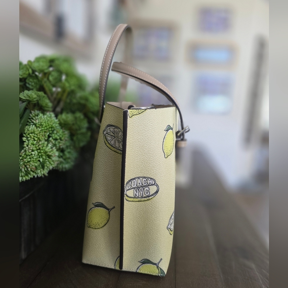 Coach Mollie Tote/Crossbody Lemon Print Coated Canvas With Wristlet-NWT - Picture 5 of 16